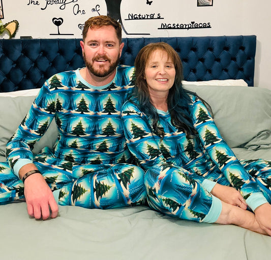 John 1:5 Adult Two-Piece Pajama Set